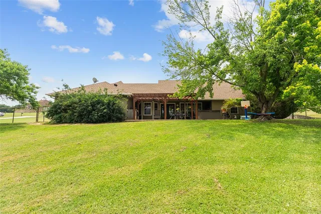 $554,900 | 415 Stone Mountain Court, Cresson, TX 76035