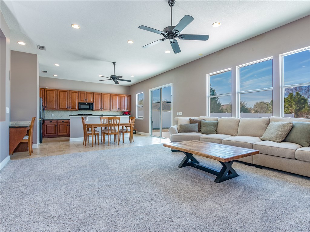76356 Long Pond Loop Yulee, FL 32097 - Photo 7 of 33 Gallery Image 7