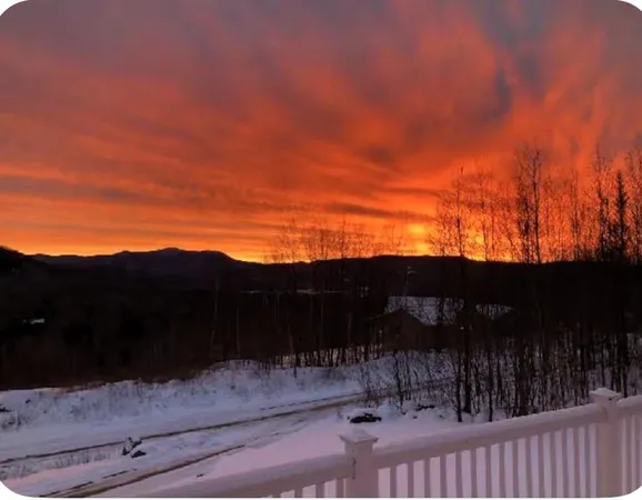 $899,900 | 87 Glade Circle, Campton, NH 03223