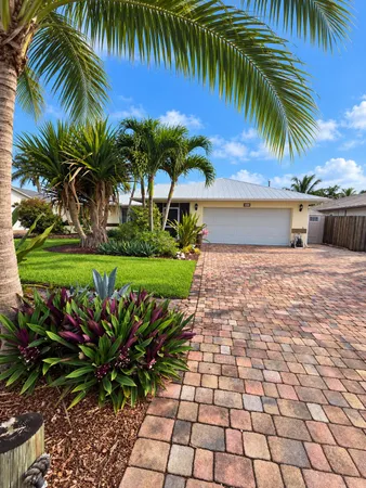 $3,500 | 5501 Southeast Nassau Terrace, Stuart, FL 34997