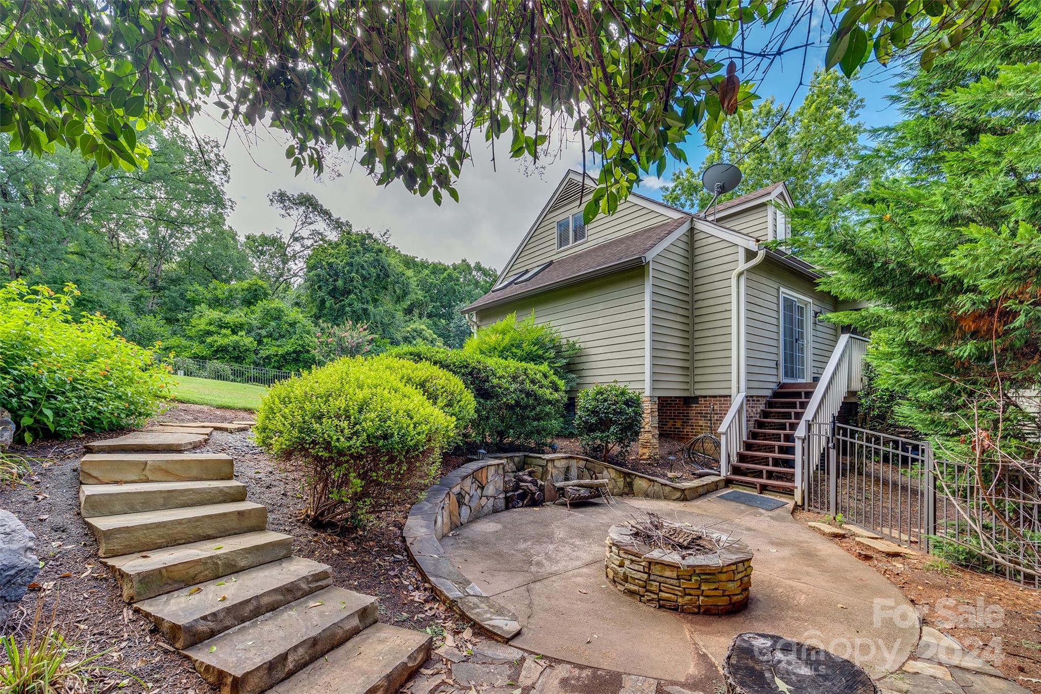 29 Commodore Point Road Lake Wylie, SC 29710 - Photo 41 of 43 Gallery Image 41
