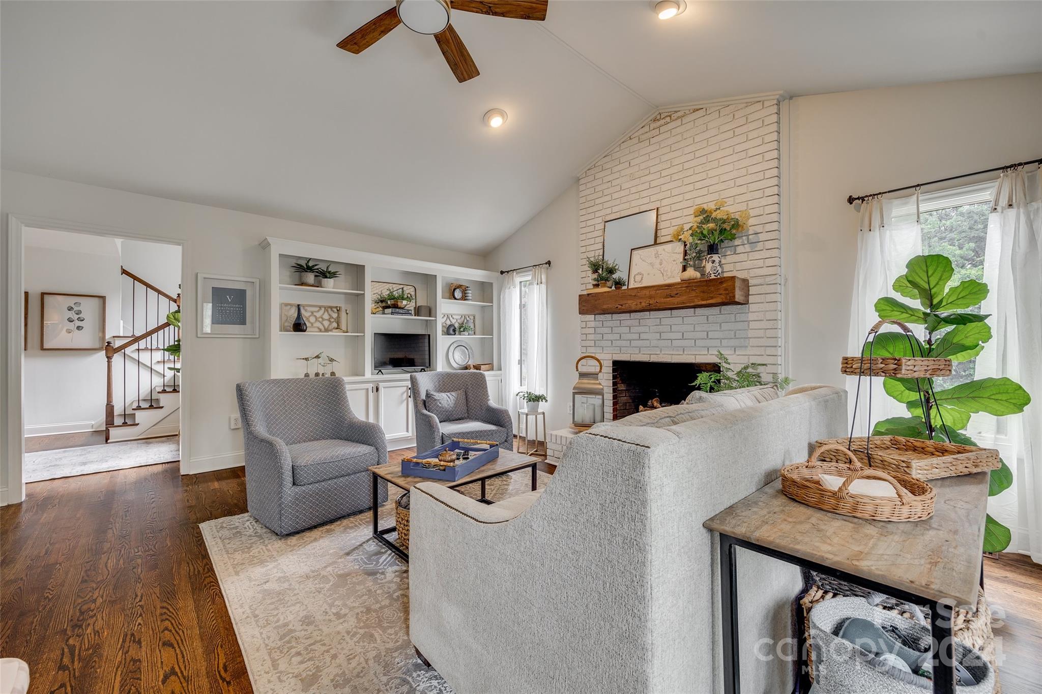 29 Commodore Point Road Lake Wylie, SC 29710 - Photo 8 of 43 Gallery Image 8