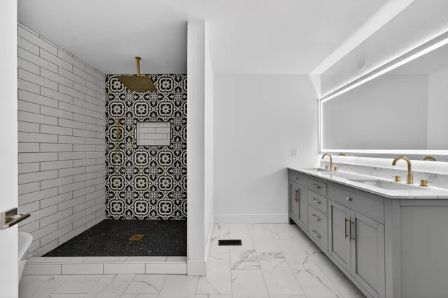 $699,999 | 4601 Gibbons Drive, Sacramento, CA 95821