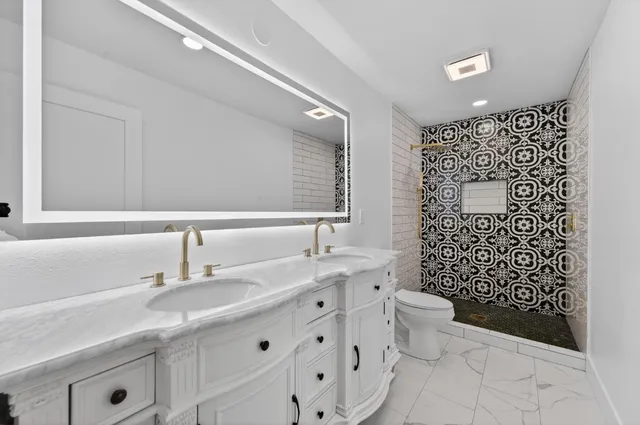 $699,999 | 4601 Gibbons Drive, Sacramento, CA 95821