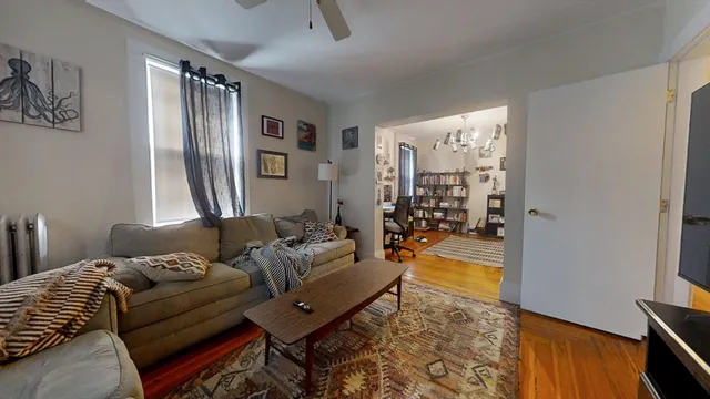 $2,000 | 54 Prentiss Street, Unit 1, Watertown, MA 02472