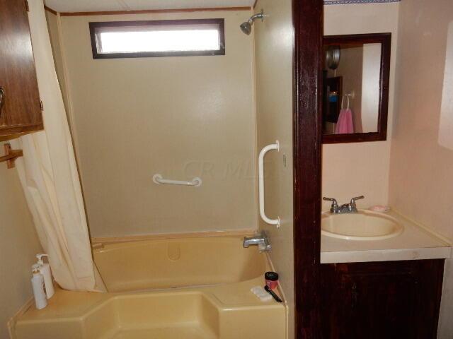 8927 Columbus Road, Unit LOT 13 Mount Vernon, OH 43050 - Photo 11 of 20 DSCN8133