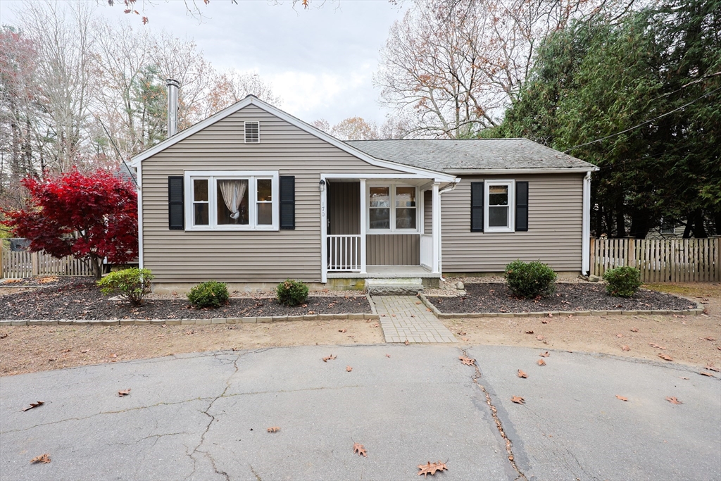 170 New Estate Road Littleton, MA 01460 - Photo 1 of 28 a front view of a house with a yard