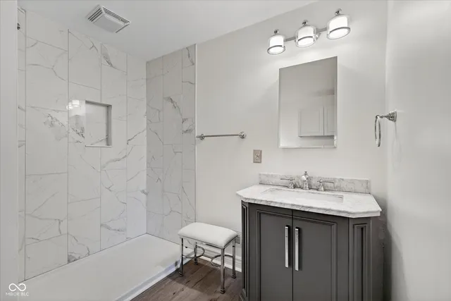 $164,900 | 1100 Alexandria Pike, Anderson, IN 46012