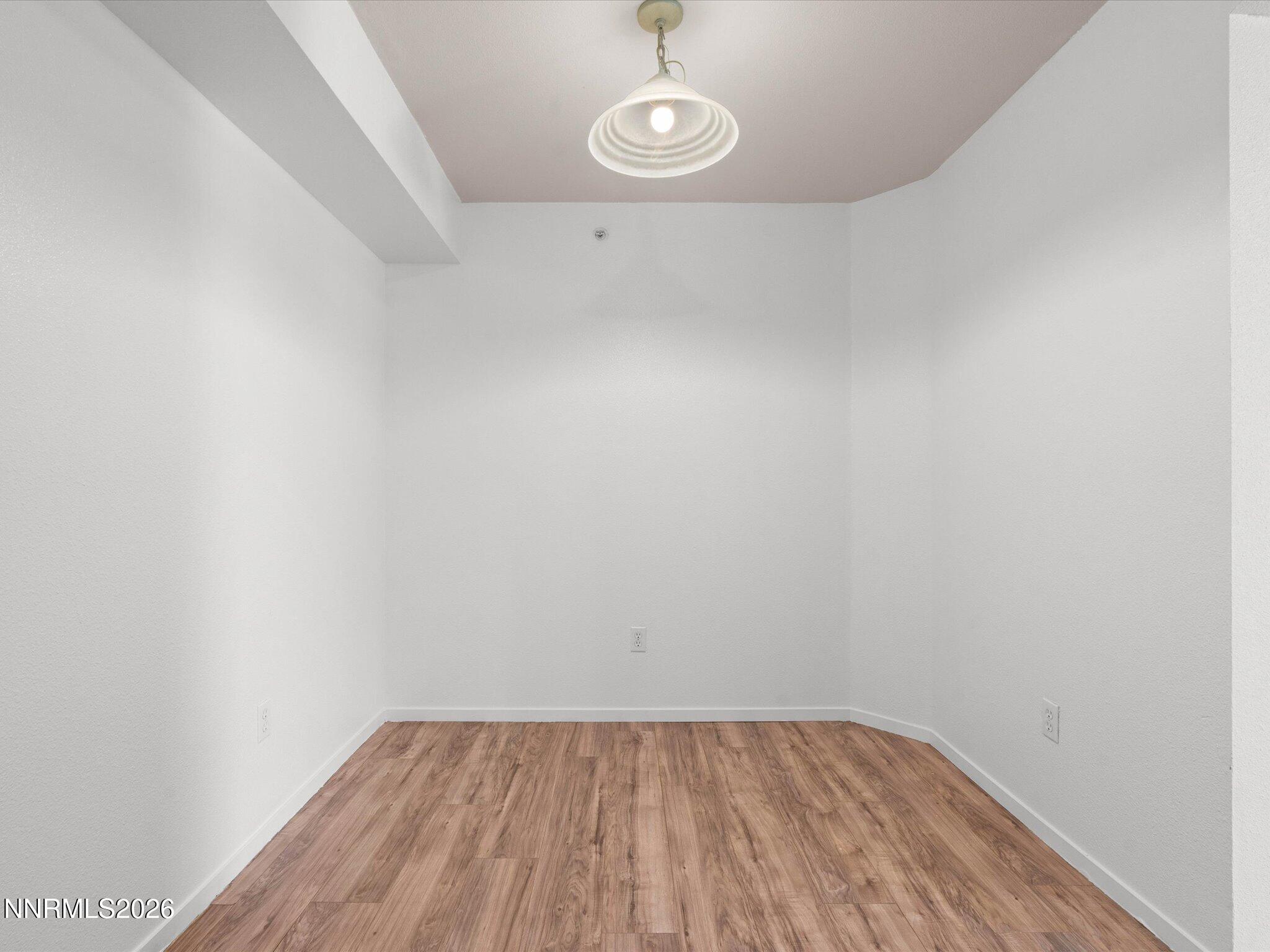 6850 Sharlands Avenue, Unit 2089 Reno, NV 89523 - Photo 13 of 50 Dining Room (2)