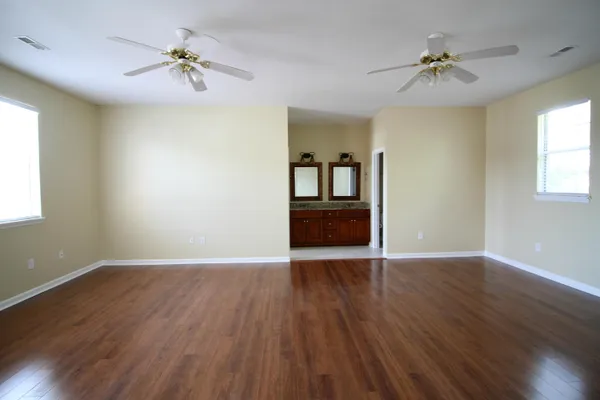 $2,450 | 1319 Kingfisher Circle, Hanahan, SC 29410