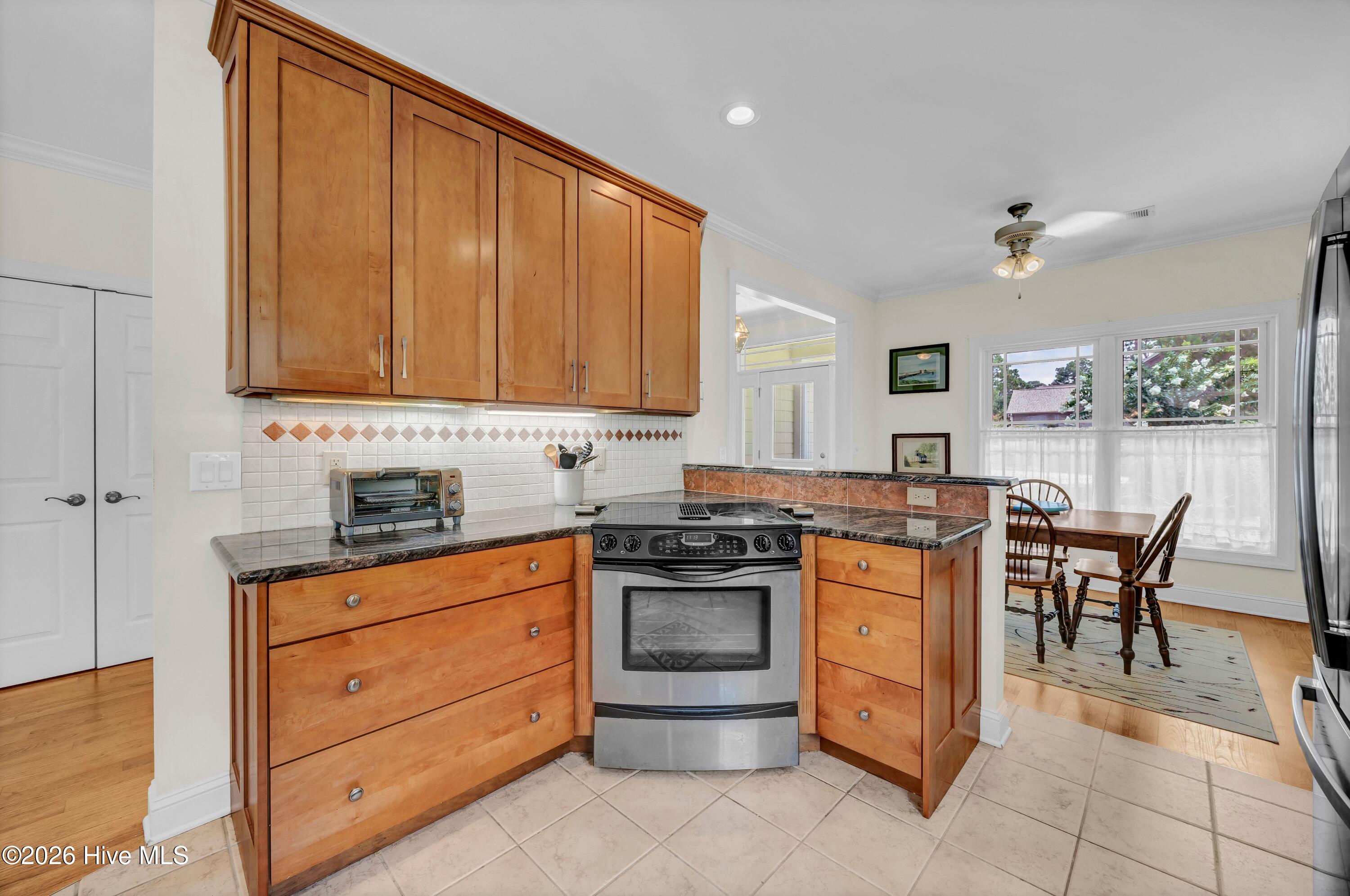 602 Planter's Ridge Drive Sunset Beach, NC 28468 - Photo 9 of 72