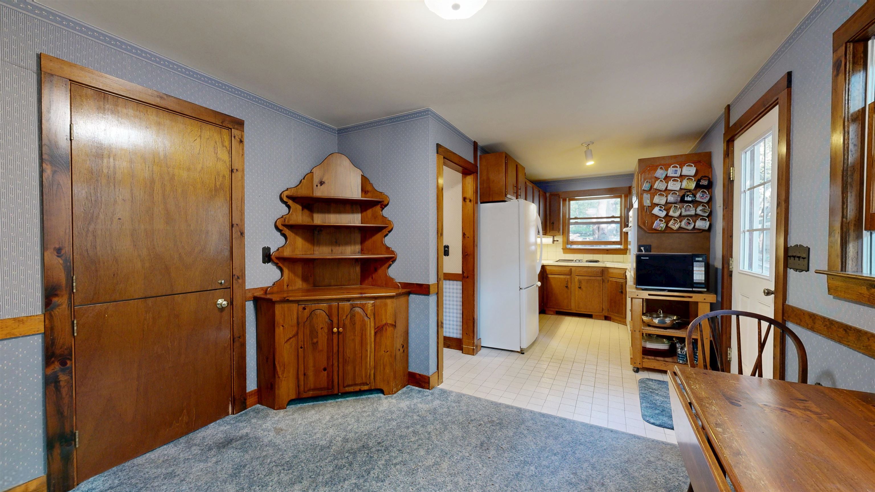 113 Lakeview Drive Nottingham, NH 03290 - Photo 3 of 58
