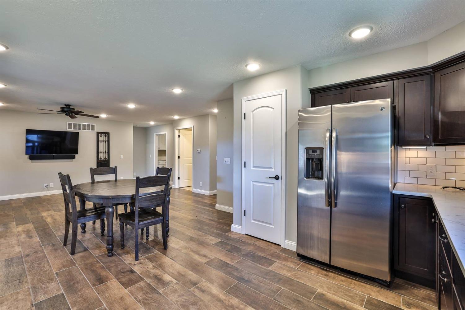 203 6th Street Rising Sun, IN 47040 - Photo 11 of 37