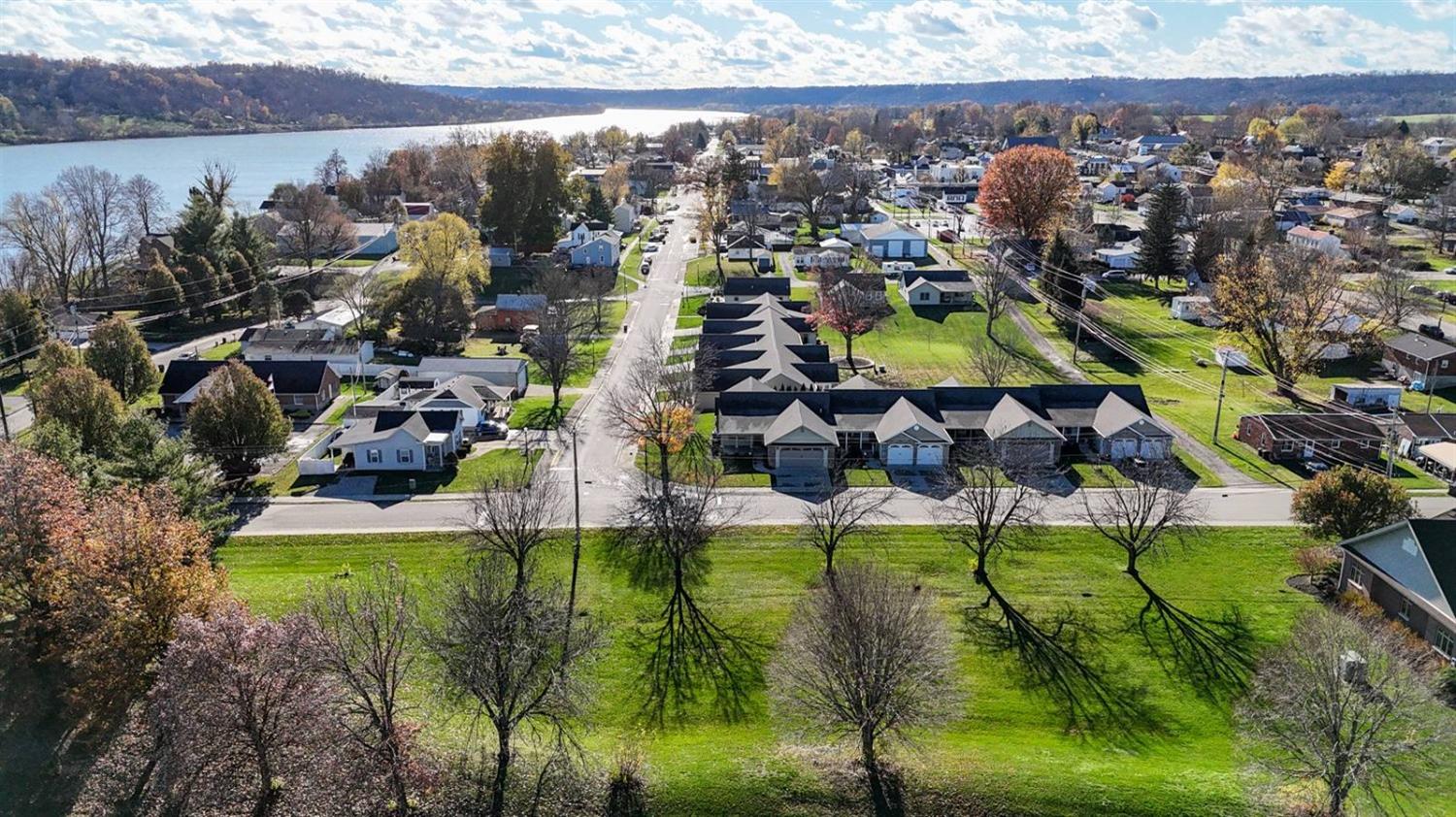 203 6th Street Rising Sun, IN 47040 - Photo 28 of 37