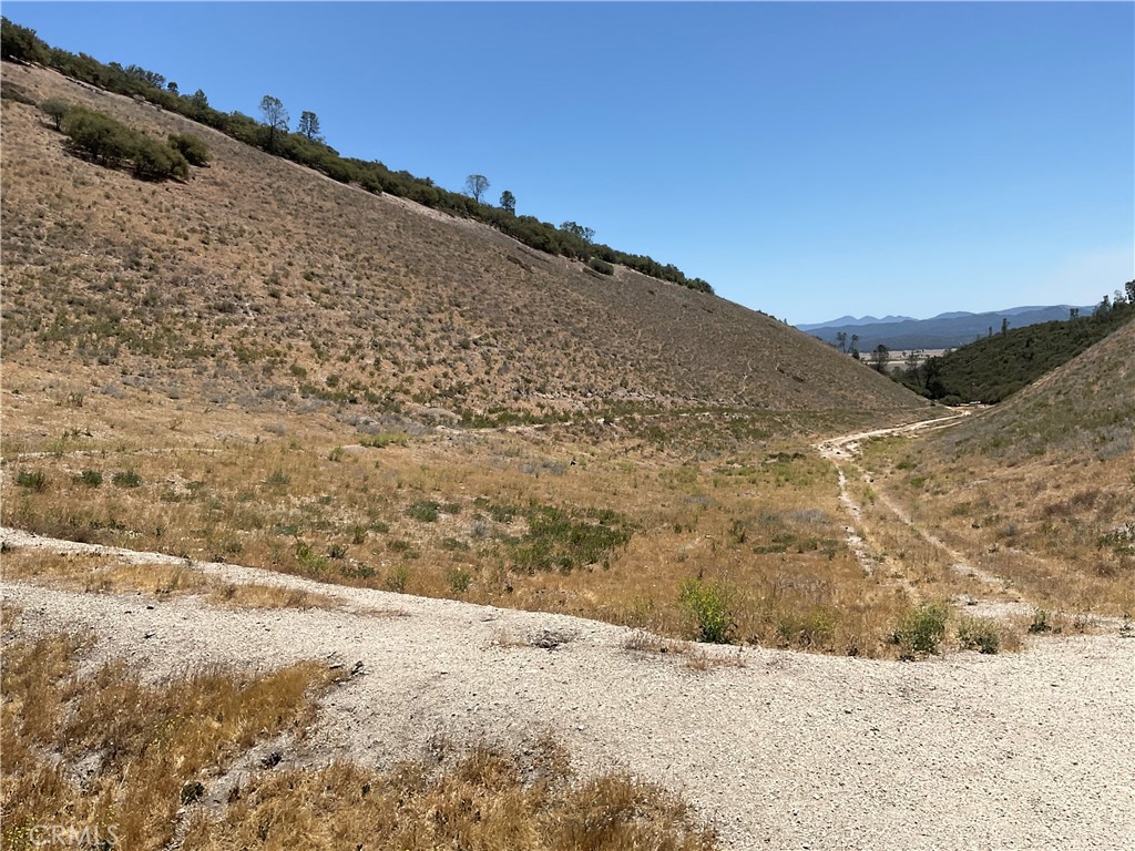 0 Martinez Road King City, CA 93930 - Photo 17 of 52 a view of a yard covered with snow on the road