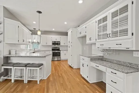 $600,000 | 14726 Mackey Street, Overland Park, KS 66223