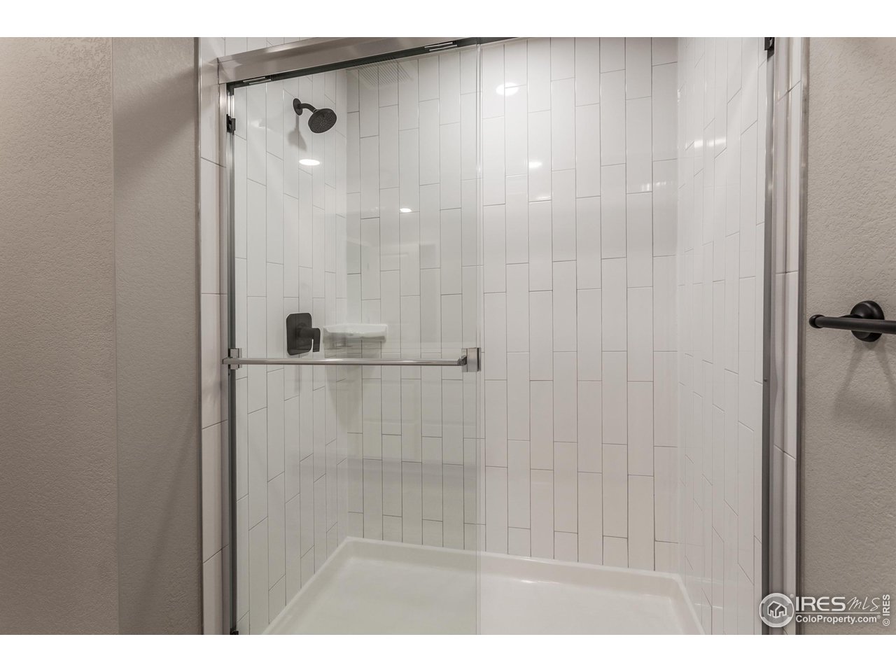 6634 4th St Road Greeley, CO 80634 - Photo 23 of 39 SHOWER