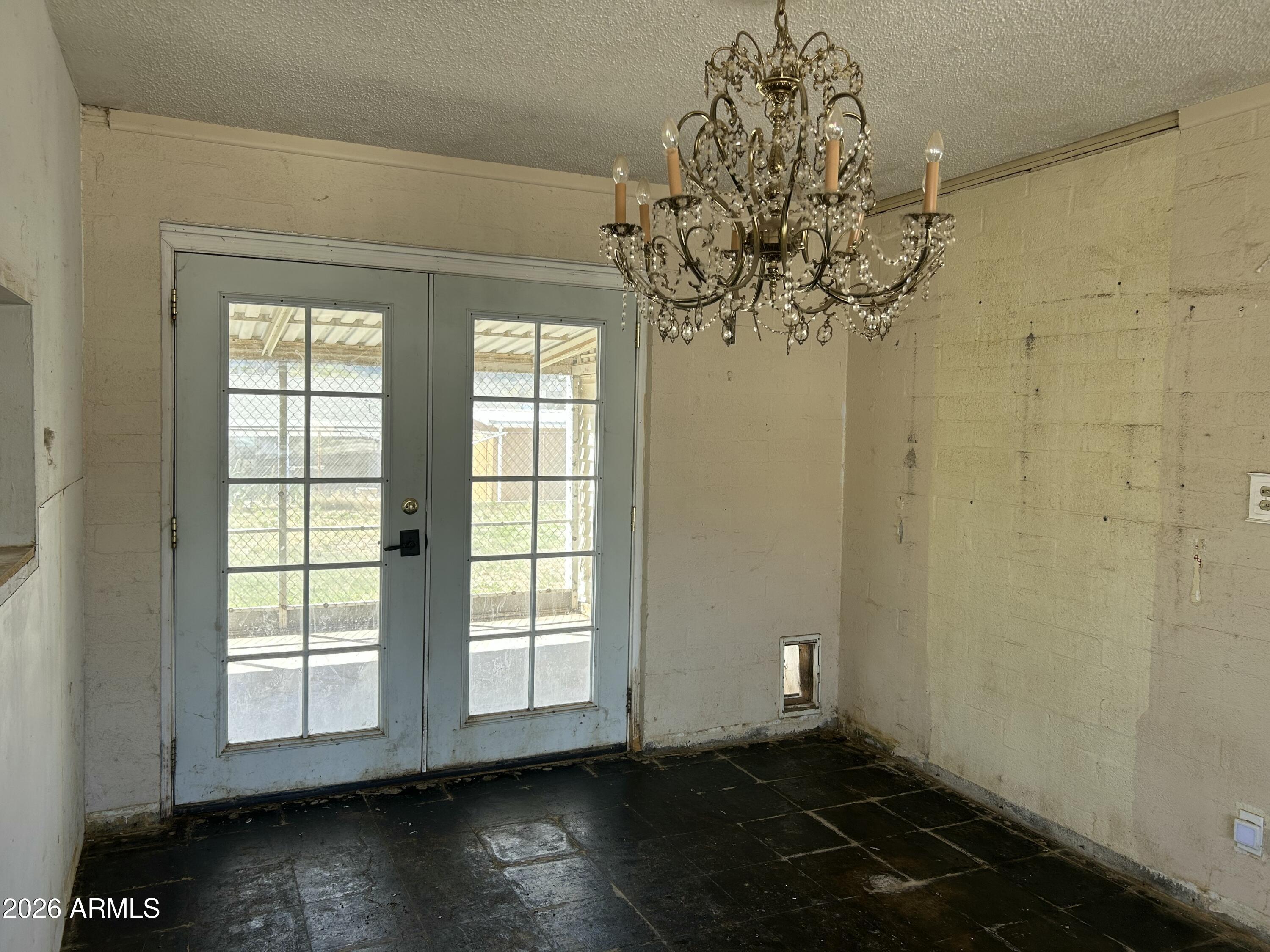 343 Essex Road Kearny, AZ 85137 - Photo 7 of 24 IMG_6644