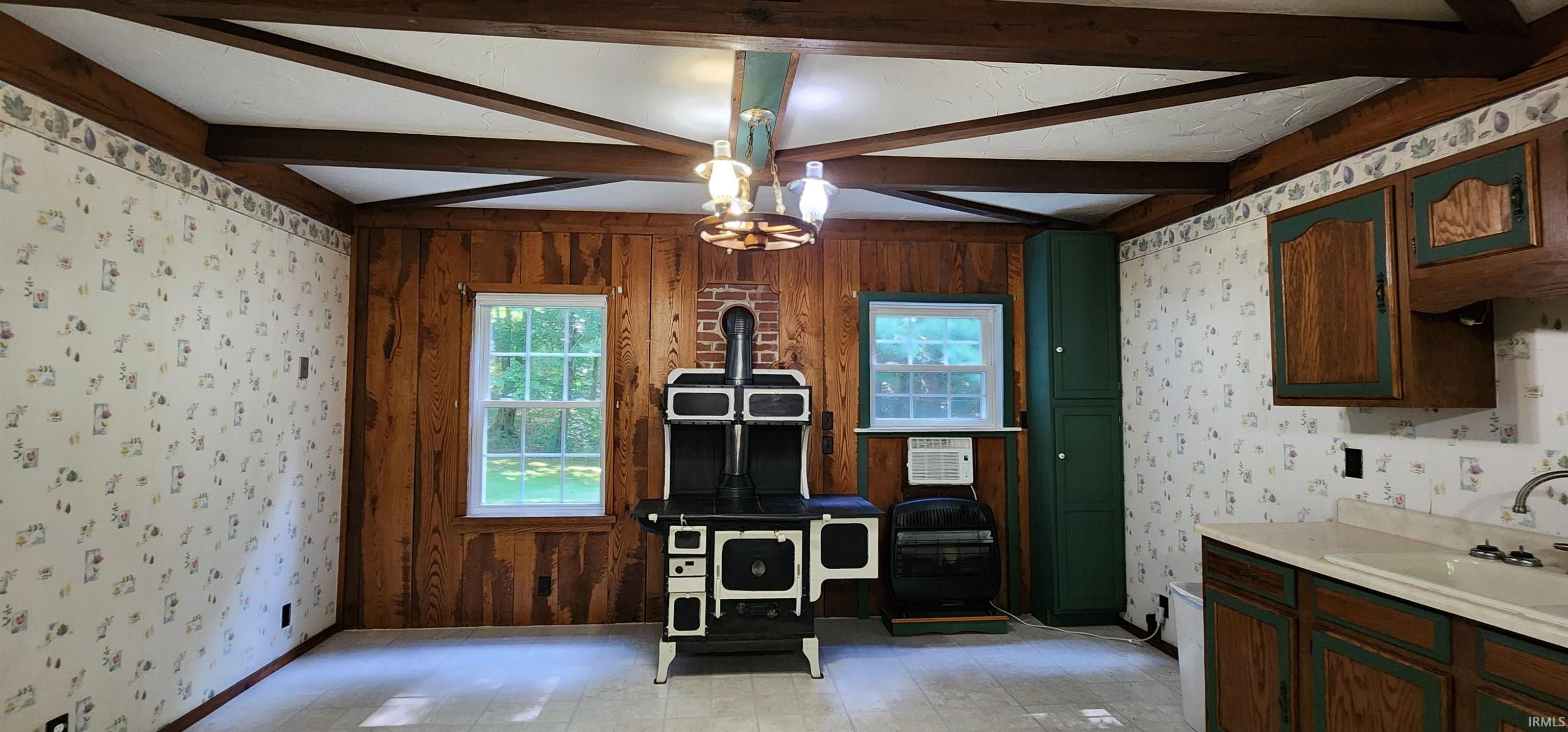 5830 South Alexander Hill Road Washington, IN 47501 - Photo 7 of 28