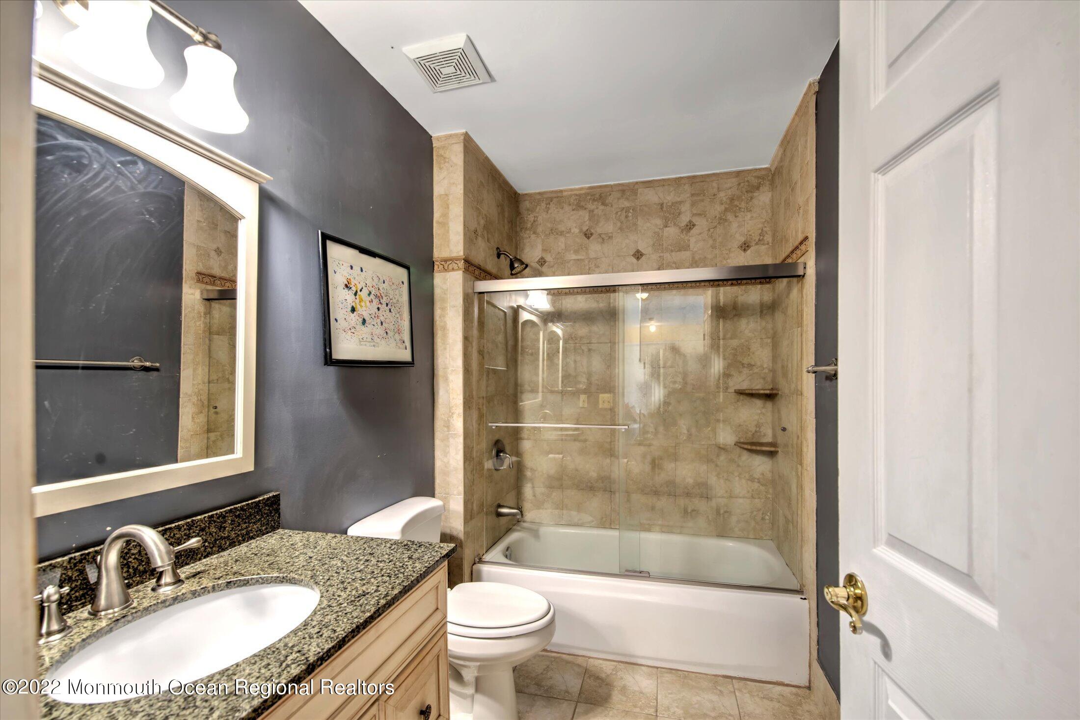 25 Ridings Parkway Princeton, NJ 08540 - Photo 31 of 39 32-BATHROOM