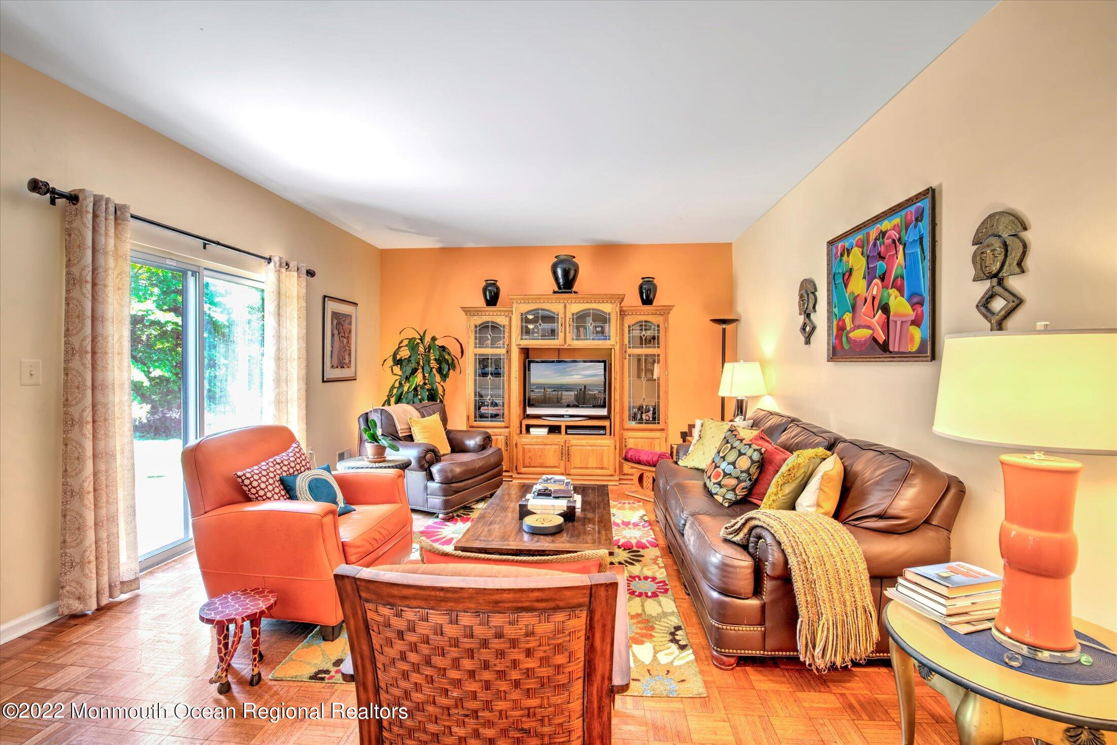 25 Ridings Parkway Princeton, NJ 08540 - Photo 7 of 39 08-FAMILY ROOM