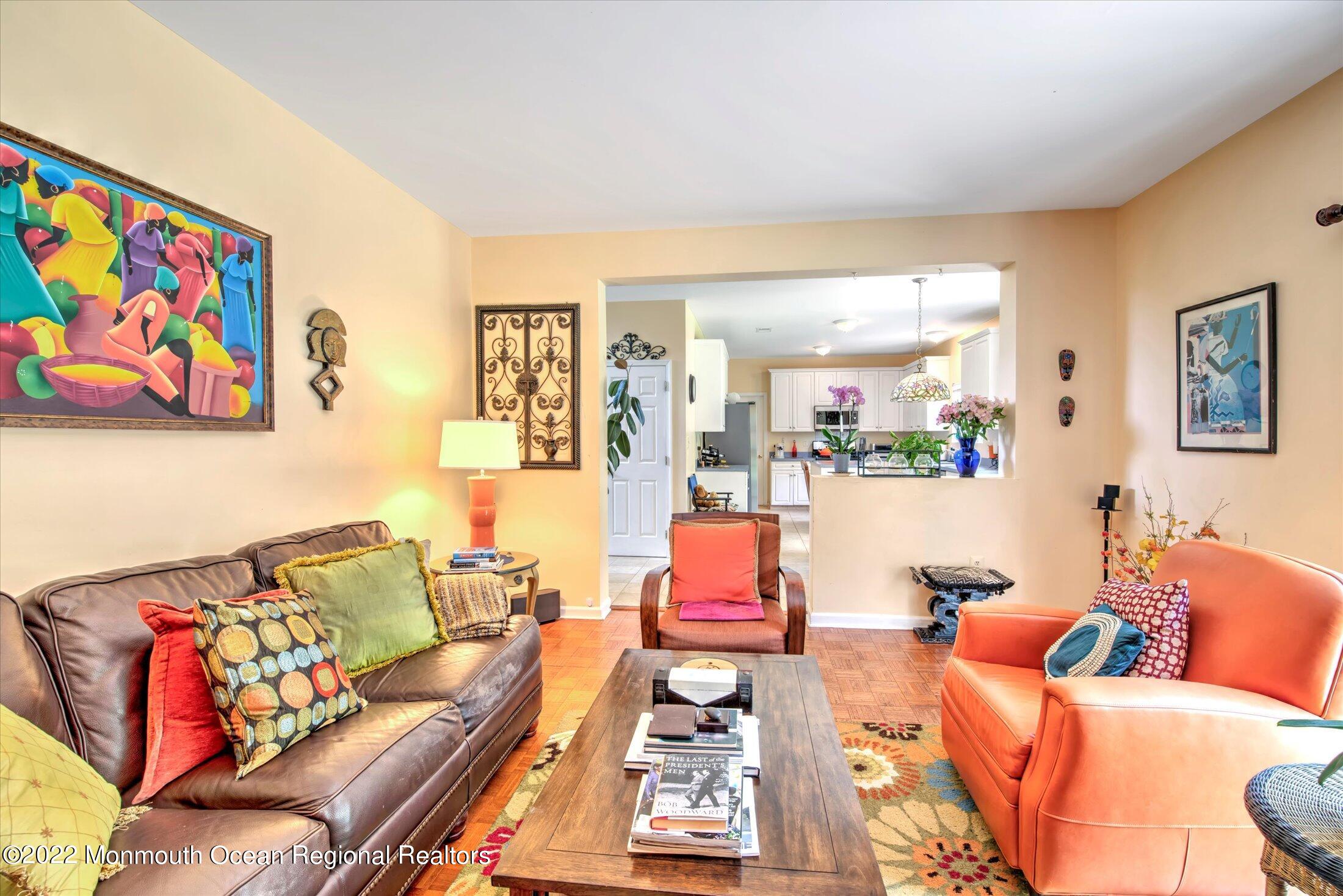 25 Ridings Parkway Princeton, NJ 08540 - Photo 10 of 39 11-FAMILY ROOM