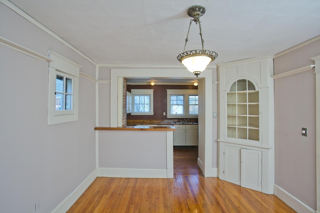 134 Fountain Street Springfield, MA 01108 - Photo 8 of 22 Gallery Image 8