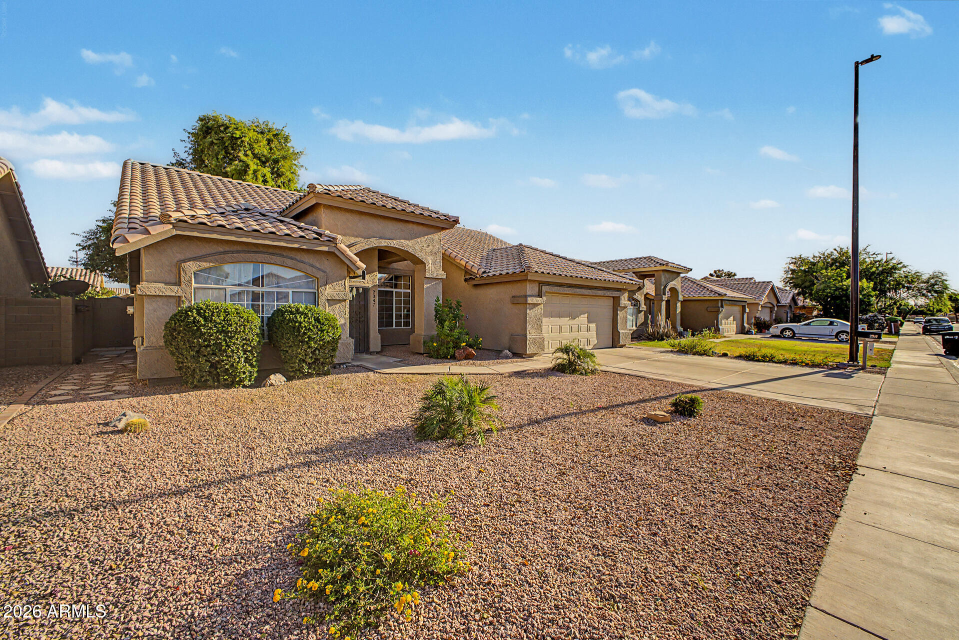 2347 East Ranch Road Gilbert, AZ 85296 - Photo 2 of 26
