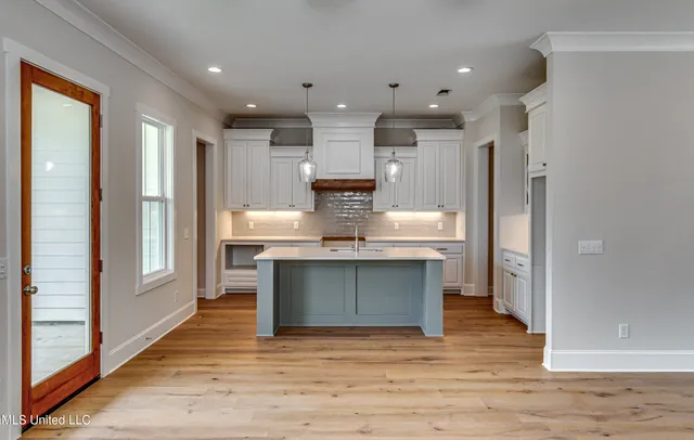 $405,000 | 117 Charleston Lane, Madison, MS 39110