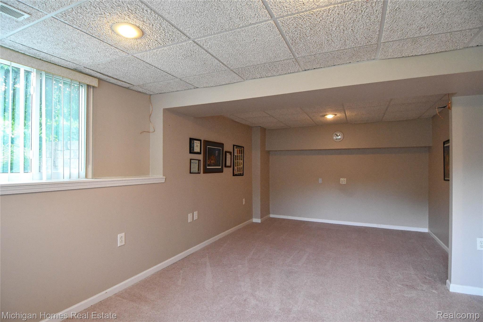 14037 North Hogan Road Linden, MI 48451 - Photo 38 of 67 DSC_1783.jpg
