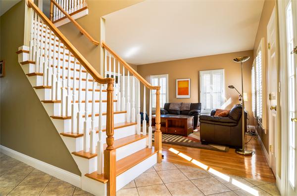 47 Mohawk Path Holliston, MA 01746 - Photo 9 of 22 Gallery Image 9