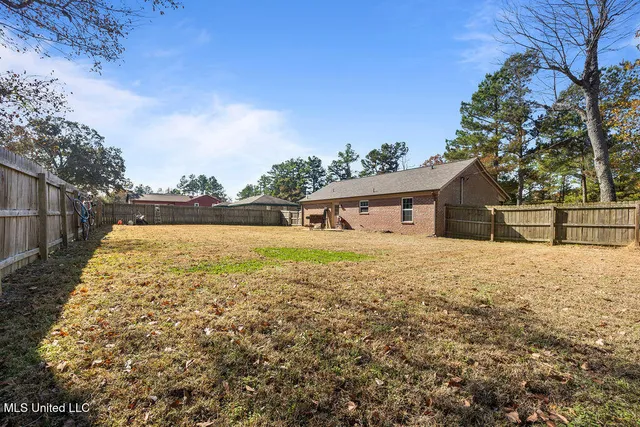 $155,000 | 857 Old Hudsonville Road, Holly Springs, MS 38635