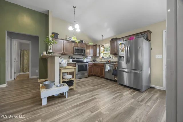 $155,000 | 857 Old Hudsonville Road, Holly Springs, MS 38635