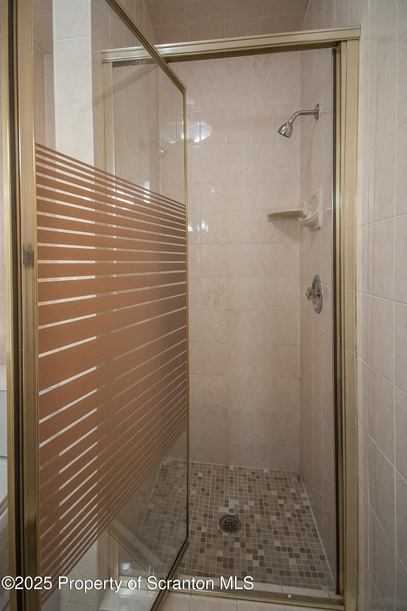 1227 Providence Road Scranton, PA 18508 - Photo 17 of 72 3/4 Bathroom