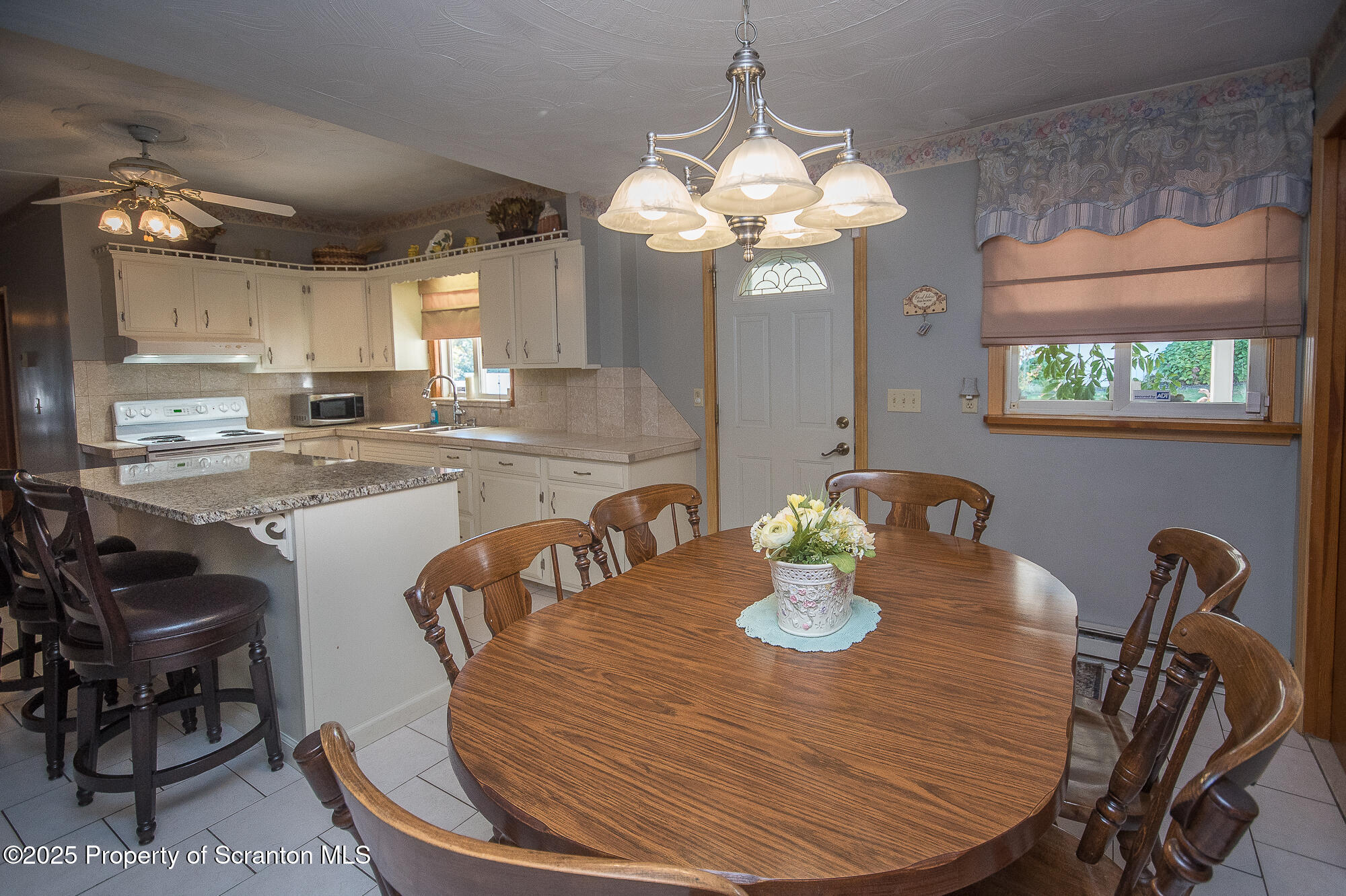 1227 Providence Road Scranton, PA 18508 - Photo 25 of 72 Kitchen
