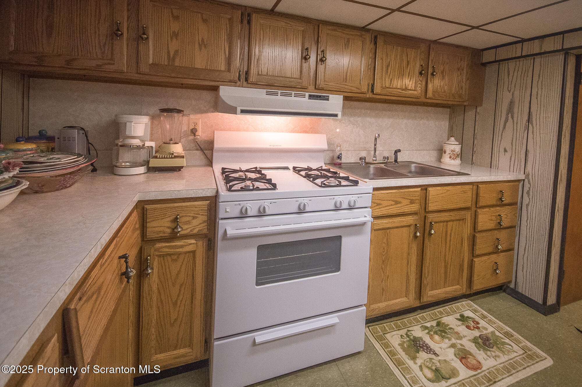 1227 Providence Road Scranton, PA 18508 - Photo 41 of 72 Kitchen