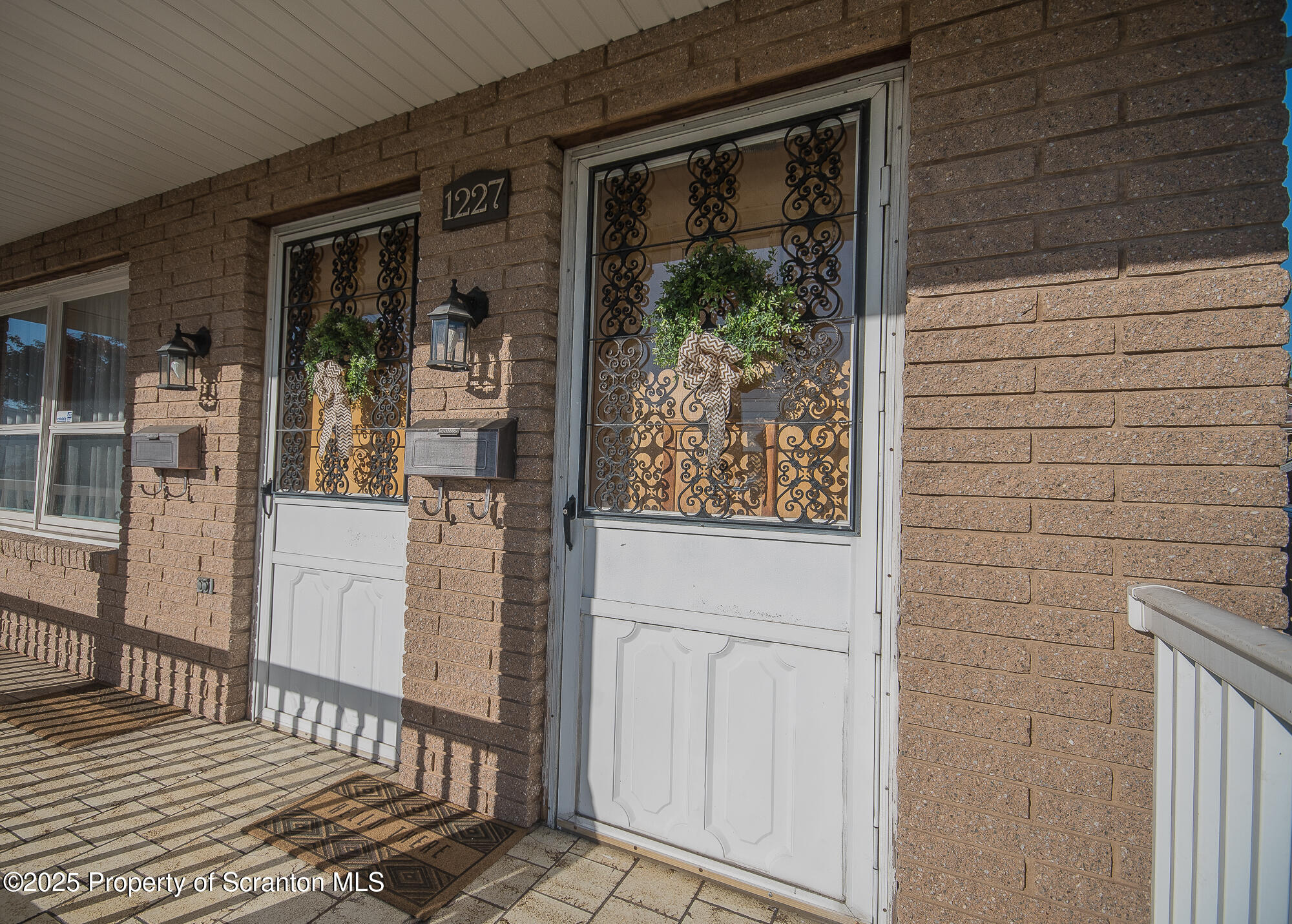 1227 Providence Road Scranton, PA 18508 - Photo 5 of 72 Front