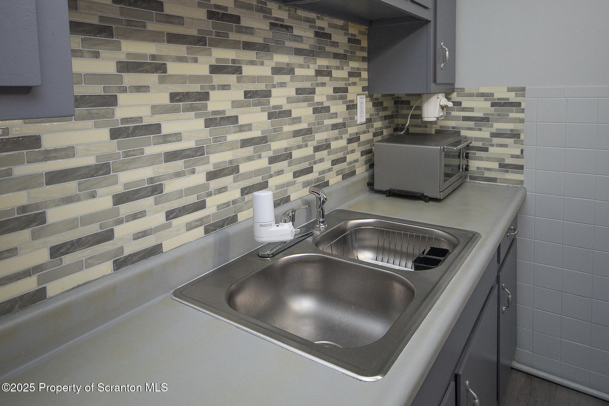 1227 Providence Road Scranton, PA 18508 - Photo 51 of 72 Kitchen