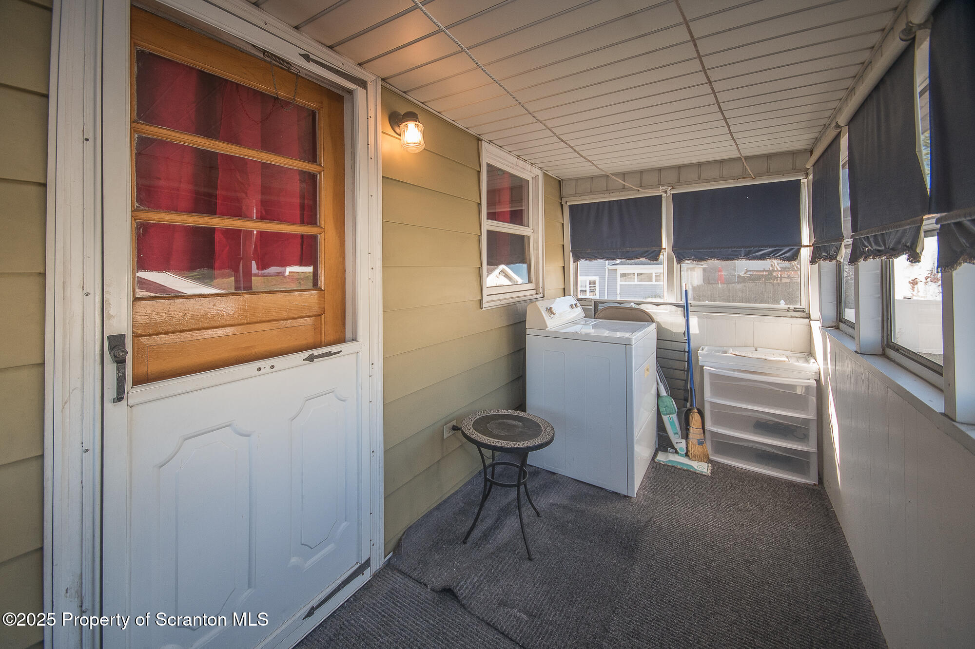 1227 Providence Road Scranton, PA 18508 - Photo 53 of 72 porch