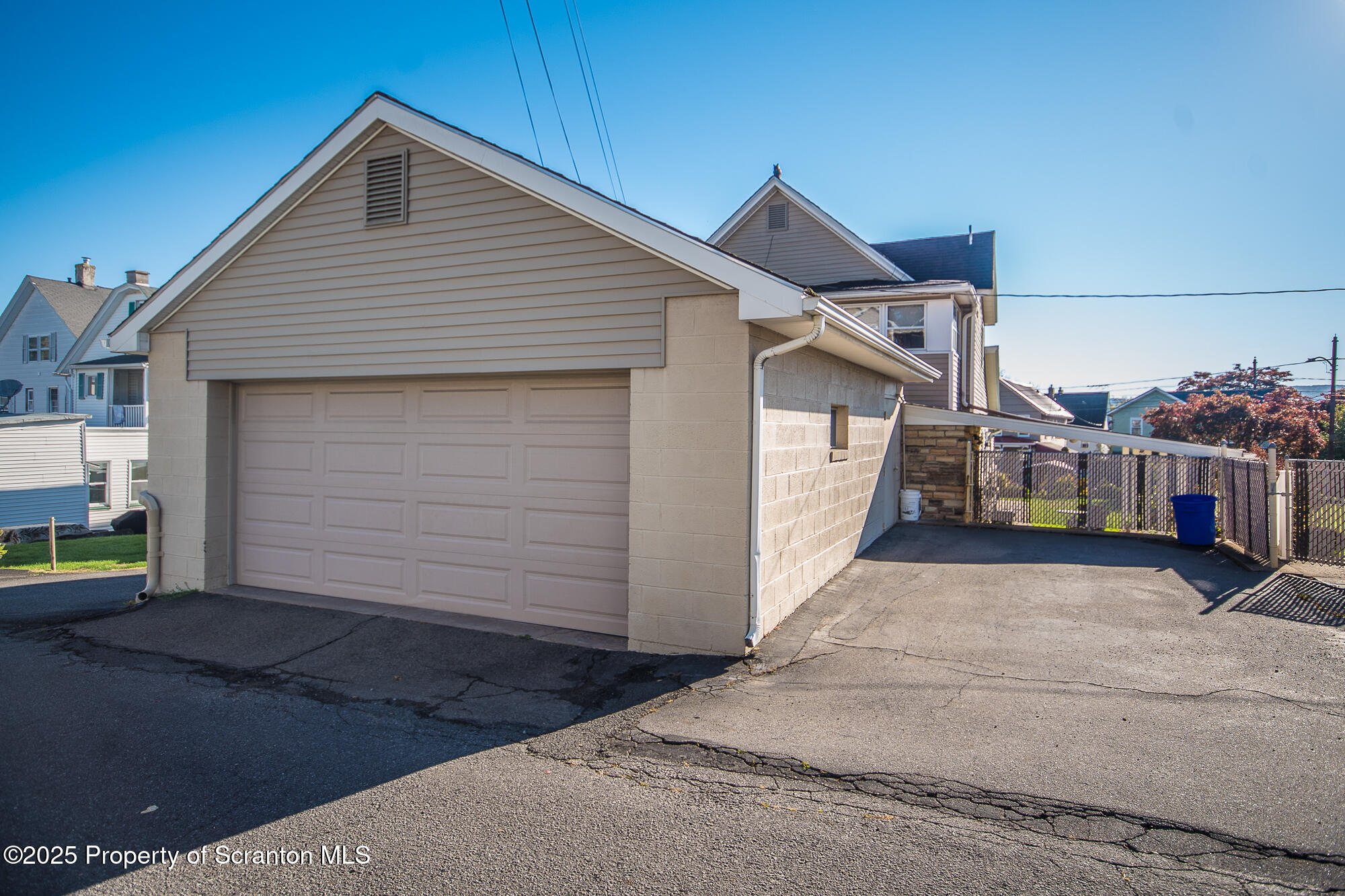 1227 Providence Road Scranton, PA 18508 - Photo 68 of 72 Garage