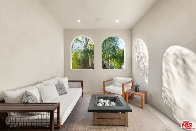 $3,645,000 | 11746 La Maida Street, Valley Village, CA 91607