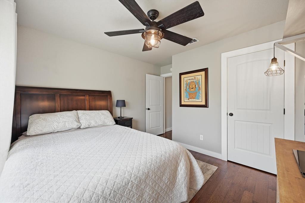 1453 Hampton Road Grapevine, TX 76051 - Photo 23 of 33