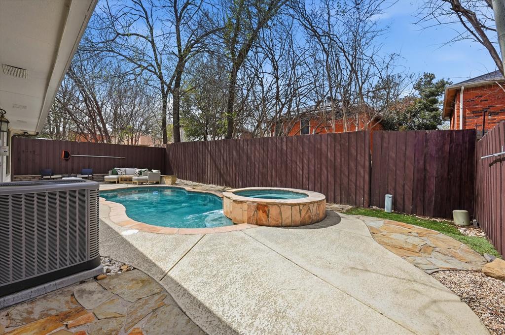 1453 Hampton Road Grapevine, TX 76051 - Photo 26 of 33