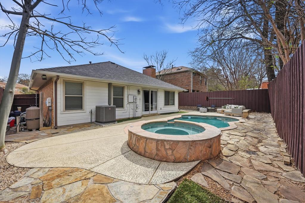 1453 Hampton Road Grapevine, TX 76051 - Photo 28 of 33