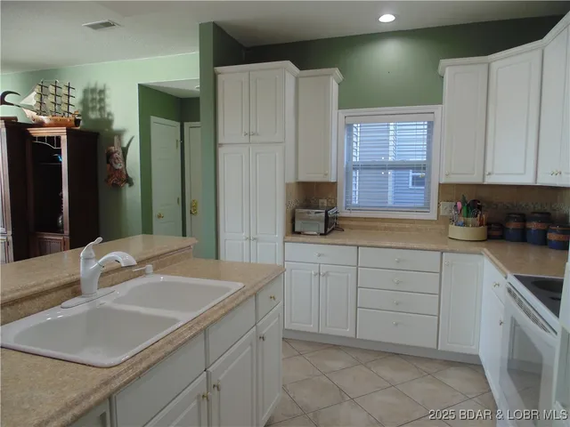 $409,900 | 849 Summer Pl Drive, Unit 2B, Camdenton, MO 65020