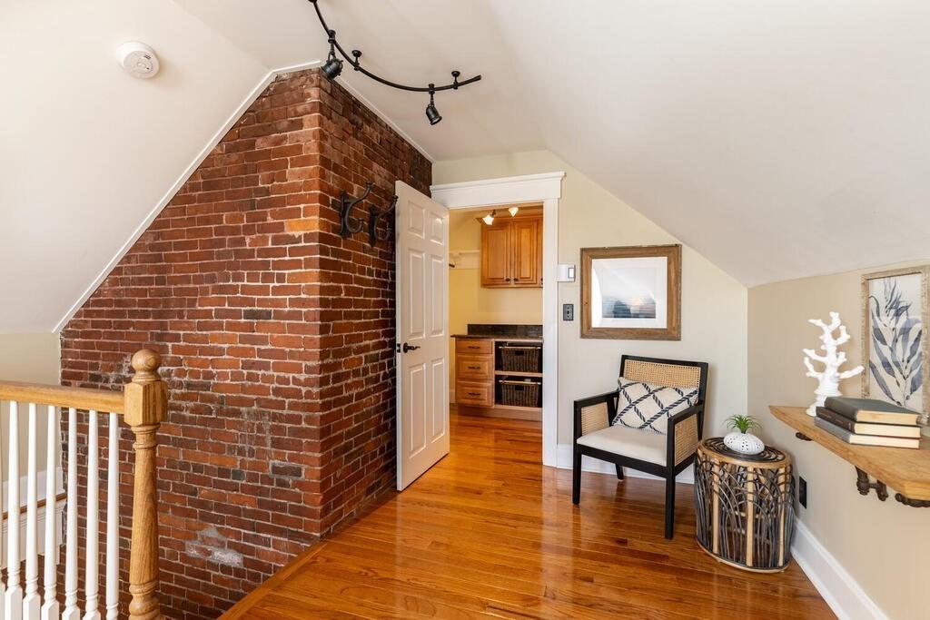 8 Summer Street, Unit 415 Gloucester, MA 01930 - Photo 31 of 32 a view of a living room and dining room