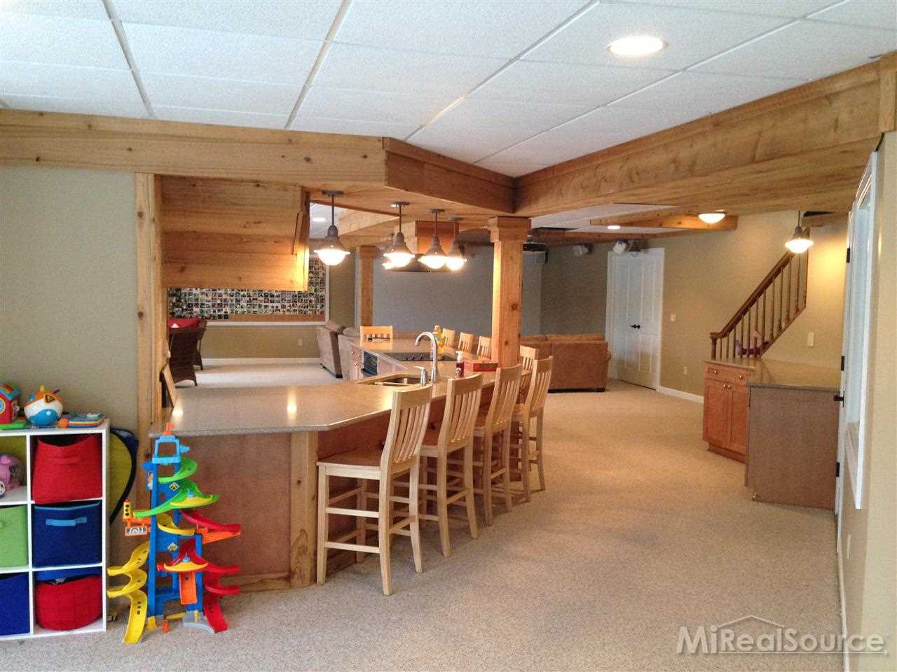 1739 Spring Creek Drive Rochester, MI 48306 - Photo 52 of 61 31233395-51.JPG