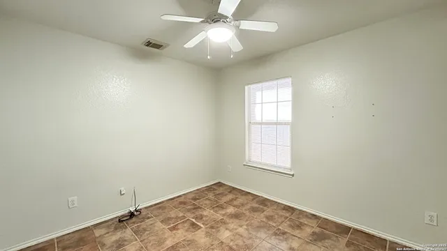 $1,725 | 10602 Weathering Run, San Antonio, TX 78254