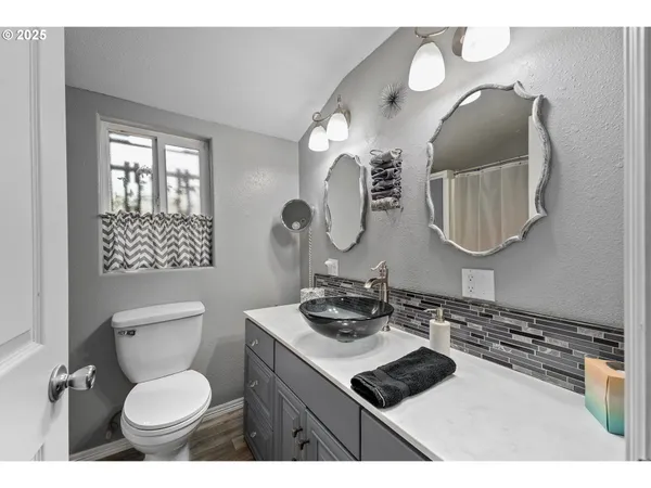 $342,500 | 10 Kegler Road, Winston, OR 97496