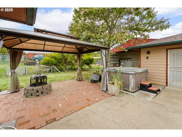 $342,500 | 10 Kegler Road, Winston, OR 97496
